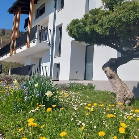 Alpa Apartment *