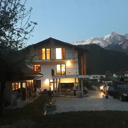 Alpa Apartment *
